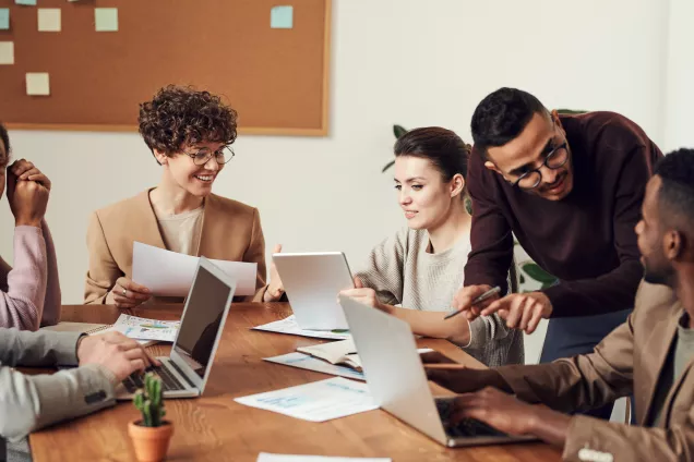 People working together. Photo: Pexels.